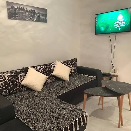 Апартаменти Bsk Apartman *